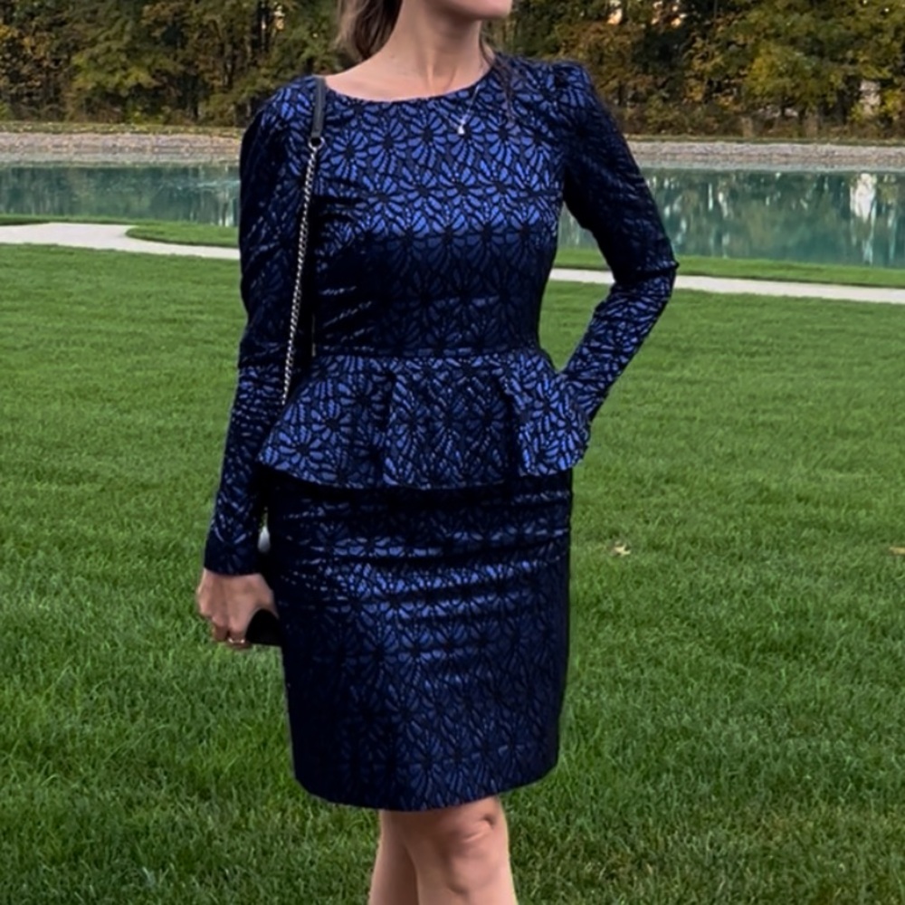 Antonio Melani Women’s Dress Size 4 Blue Black Lace Overlay Long Sleeve Peplum